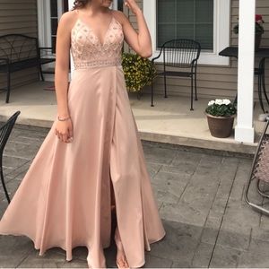Size 8 prom dress, evening gown, well made barely worn dry cleaned